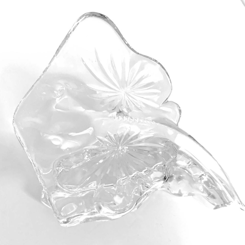 Genuine crystal stingray